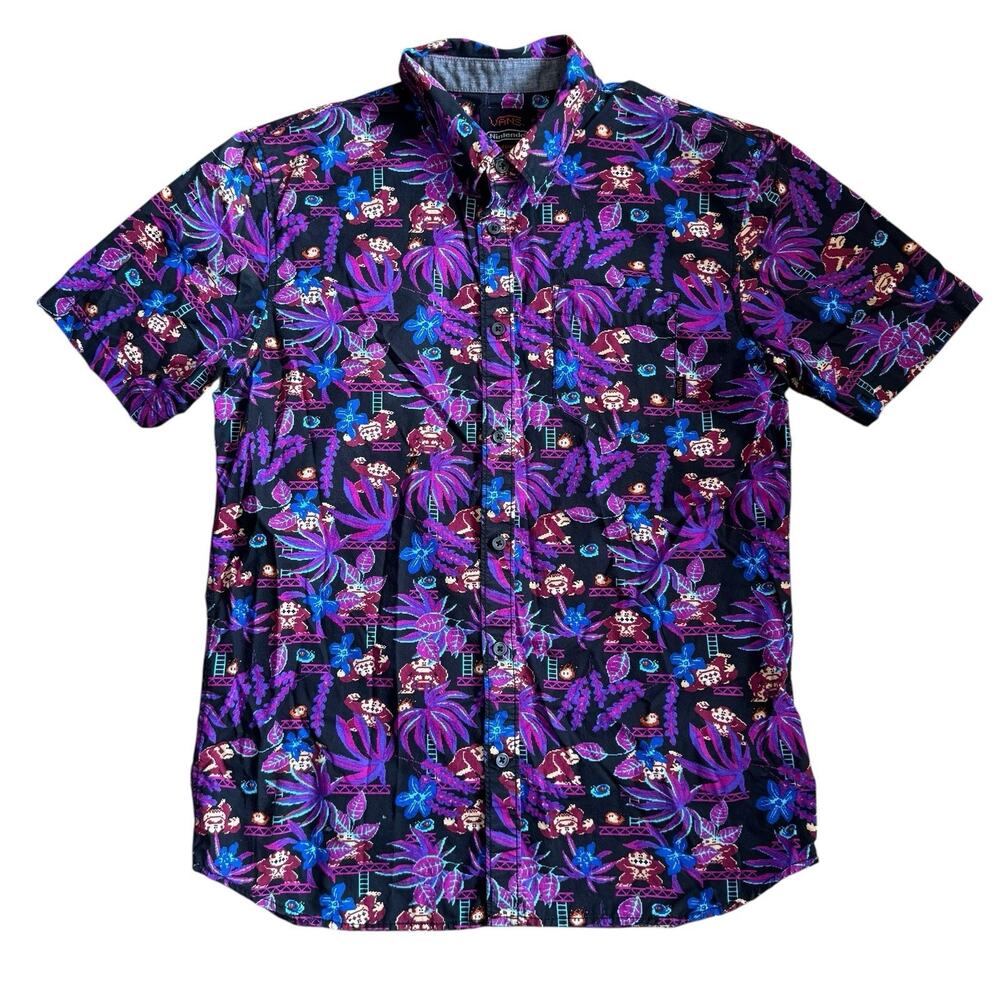 Vans Nintendo Donkey Kong Hawaiian Button Up, Short Sleeve Shirt. Size Medium